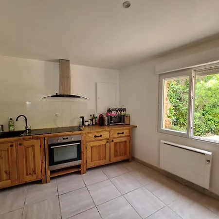 Hébergement de vacances Duplex Avec Jardin Et Grande Terrasse 8-10 Personnes *